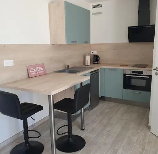 Cosy Maison Neuve Rodger Médis